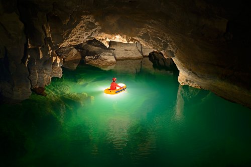  Grotte de Tham Houay Sai (province de Khamouanne - Laos). Petit lac d'entrée. (SP-13-0094 )